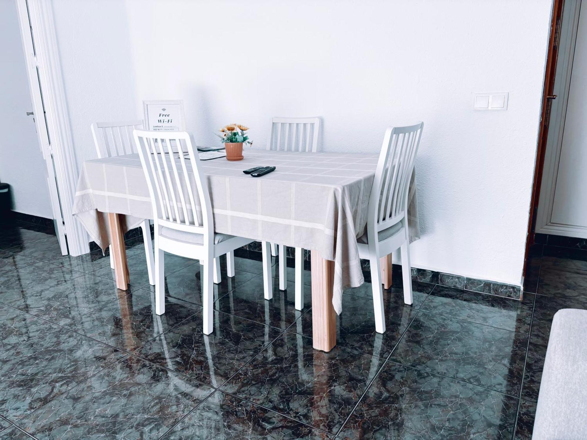 Aperol Apartment Malaga Exterior photo